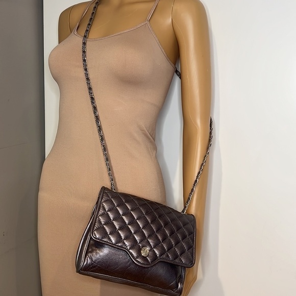 Ganson Metallic Pewter Gray Quilted Leather Crossbody Bag - Picture 1 of 8